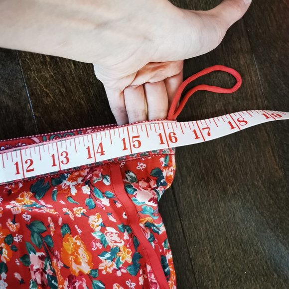 Red Floral Maxi Skirt - Picture 6 of 8